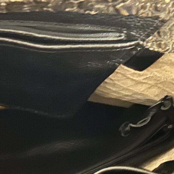 TOM THOMAS LEATHERS Gray Black Croc Pattern Asymmetrical Angle Shoulder Handbag - Picture 7 of 13